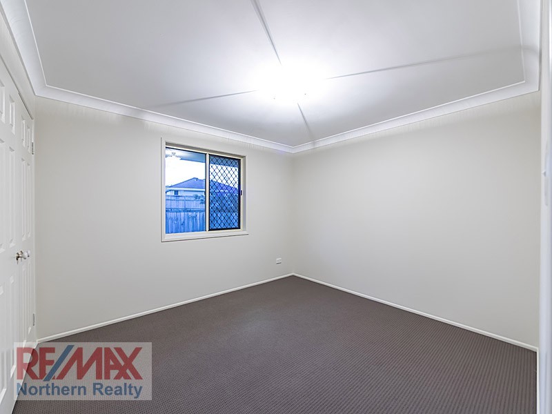 17 Birmingham Street, Eatons Hill QLD 4037