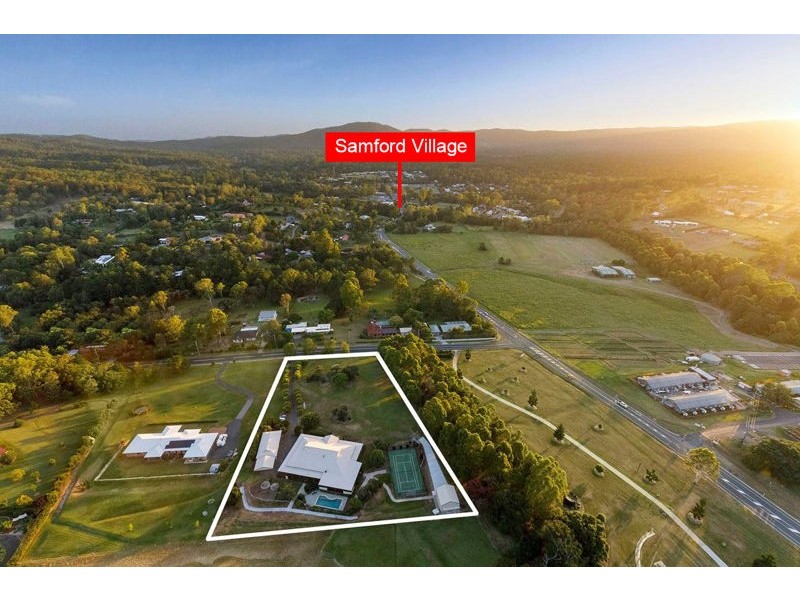 5 Burton Lane, Samford Valley QLD 4520
