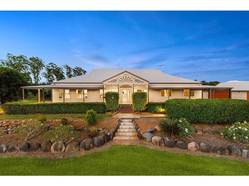 5 Burton Lane, Samford Valley QLD 4520