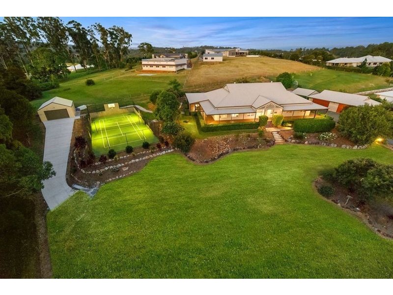 5 Burton Lane, Samford Valley QLD 4520