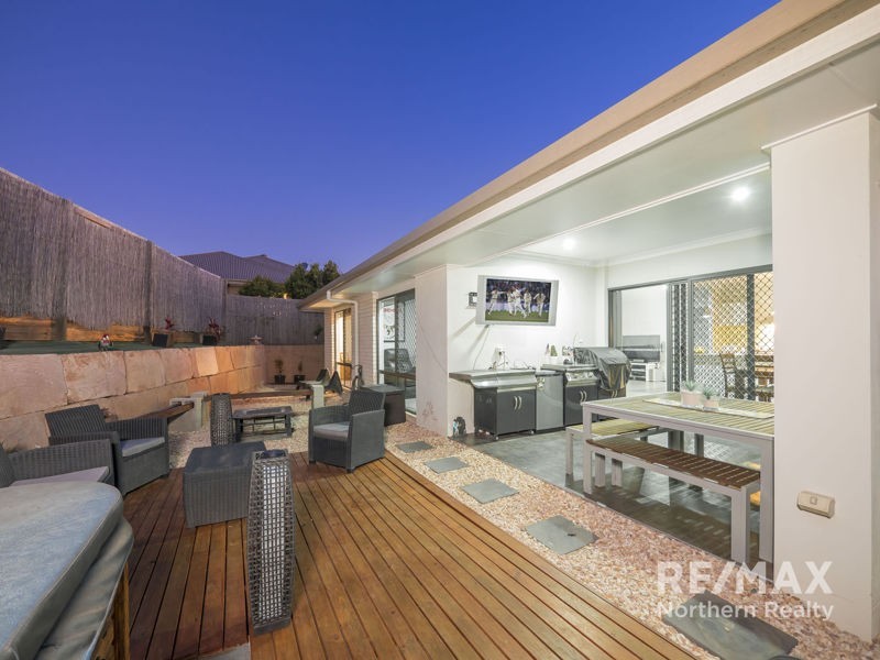 18 McKenzie Pl, Warner QLD 4500