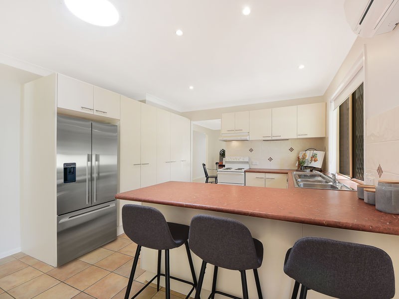 9 Gilford Crescent, Albany Creek QLD 4035