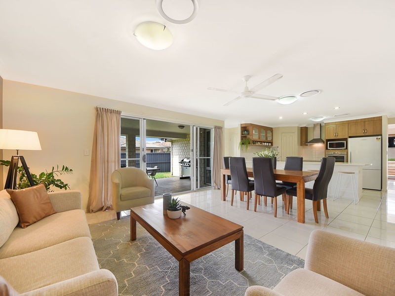 15 Koel Court, Warner QLD 4500