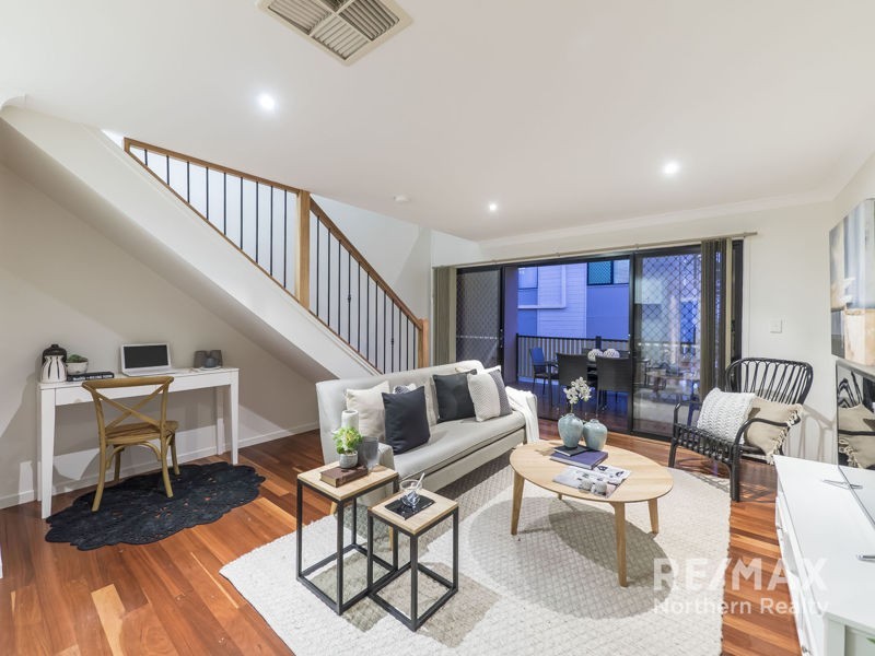 22 Seabrook St, Kedron QLD 4031