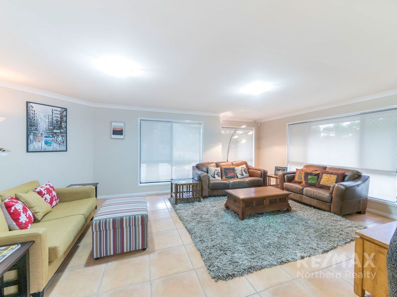 16 Willem Drive, Draper QLD 4520