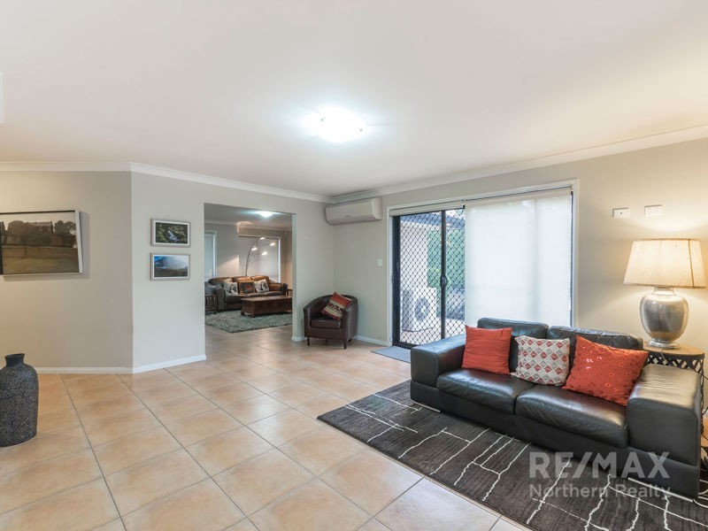 16 Willem Drive, Draper QLD 4520