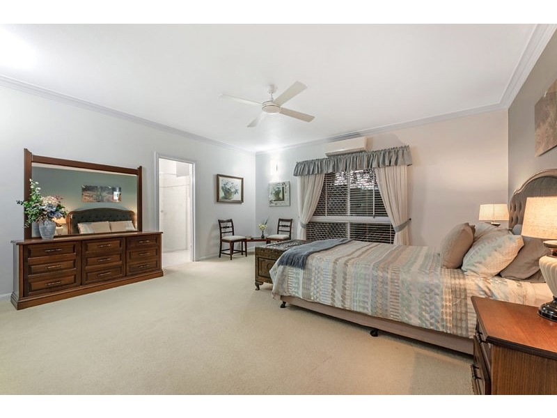 10 Salim Court, Carseldine QLD 4034