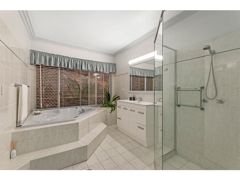 10 Salim Court, Carseldine QLD 4034