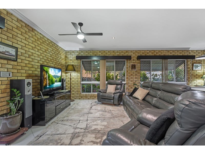 10 Salim Court, Carseldine QLD 4034