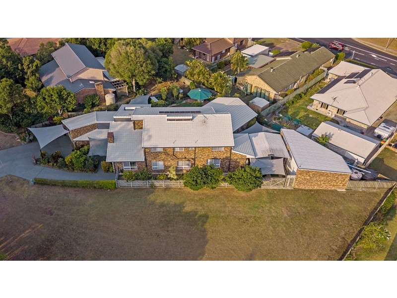 10 Salim Court, Carseldine QLD 4034