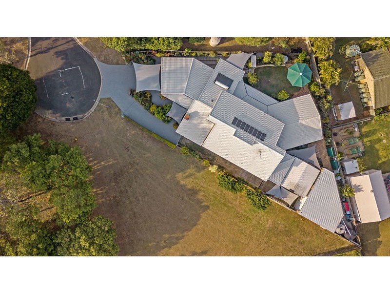 10 Salim Court, Carseldine QLD 4034