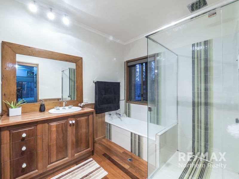 8 Somers St, Cashmere QLD 4500