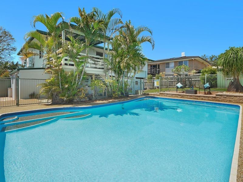 11 Waratah Street, Albany Creek QLD 4035