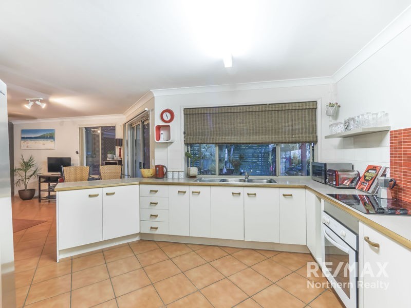 28 Narrabeen Rd, Albany Creek QLD 4035