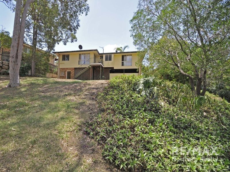 13 Langley Place, Albany Creek QLD 4035