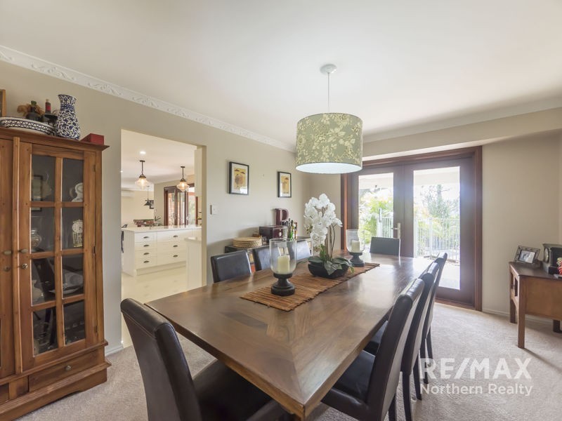 5 Holly Court, Albany Creek QLD 4035