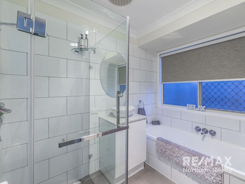 34 Pascali Cres, Eatons Hill QLD 4037