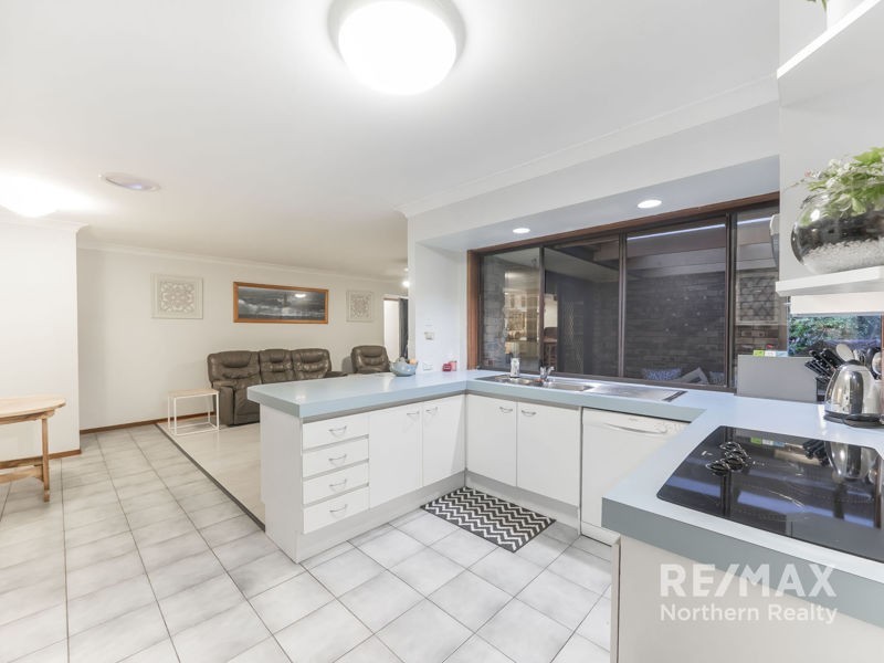 12 Hylacola Drive, Albany Creek QLD 4035