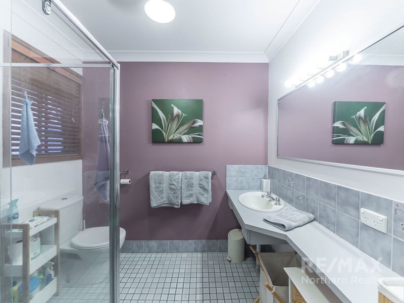 12 Hylacola Drive, Albany Creek QLD 4035