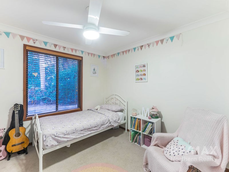 12 Hylacola Drive, Albany Creek QLD 4035