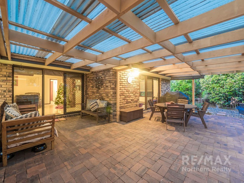 12 Hylacola Drive, Albany Creek QLD 4035