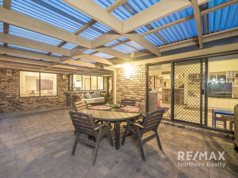 12 Hylacola Drive, Albany Creek QLD 4035