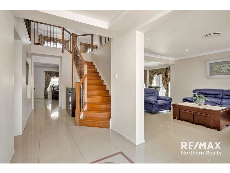 3 Cerbaia Close, Bridgeman Downs QLD 4035