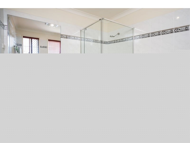 3 Cerbaia Close, Bridgeman Downs QLD 4035