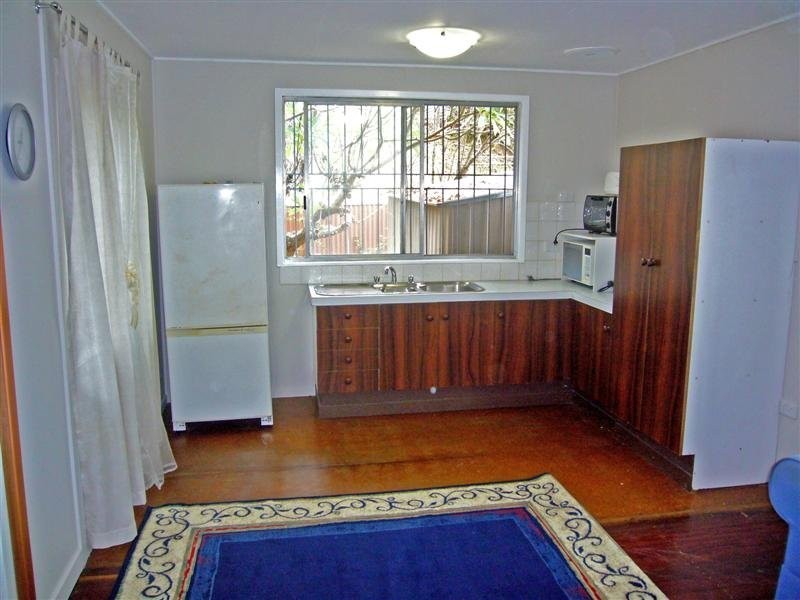 Flat C/85 Wardell Street, Ashgrove QLD 4060