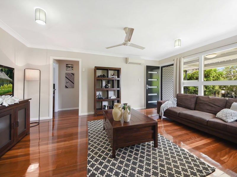 16 Loncroft Street, Brighton QLD 4017