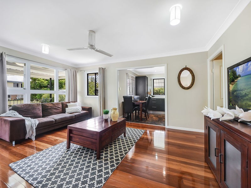 16 Loncroft Street, Brighton QLD 4017