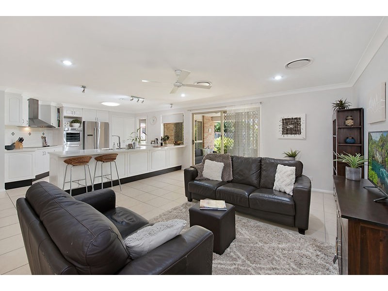 3 Baroon Place, Narangba QLD 4504