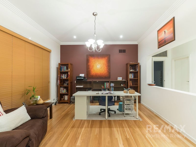 22 Meranti Crescent, Albany Creek QLD 4035