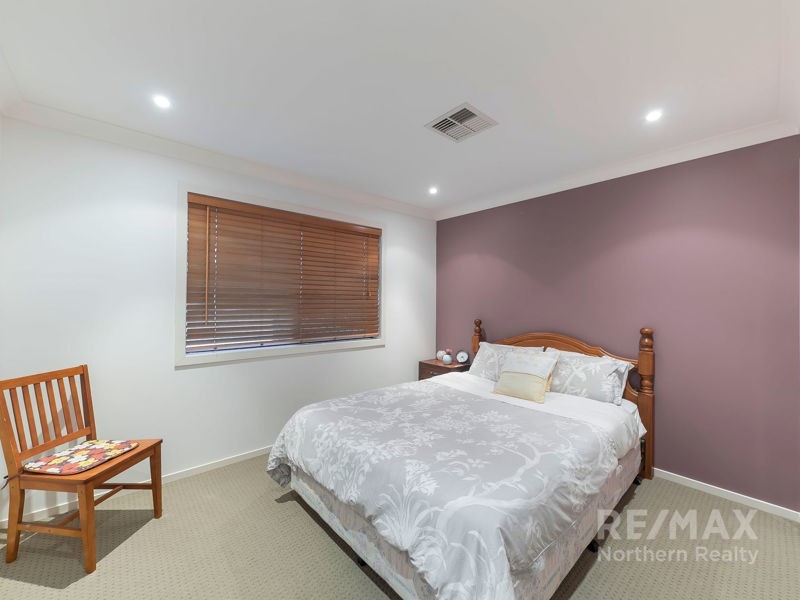 22 Meranti Crescent, Albany Creek QLD 4035
