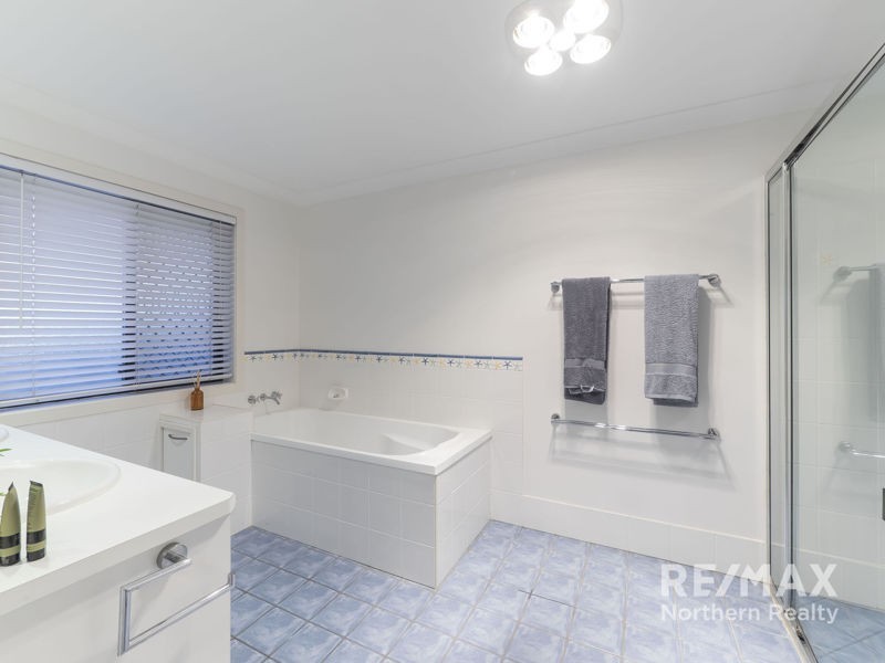 22 Meranti Crescent, Albany Creek QLD 4035