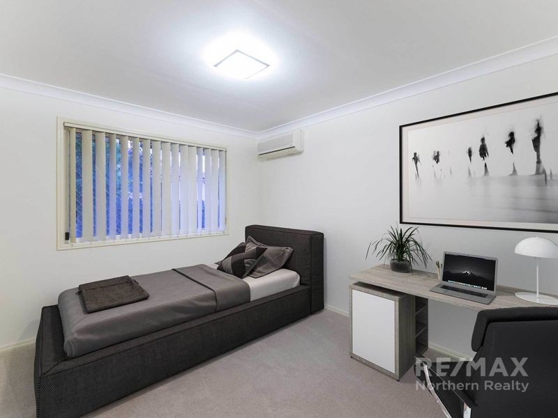 19 Morgan Road, Albany Creek QLD 4035