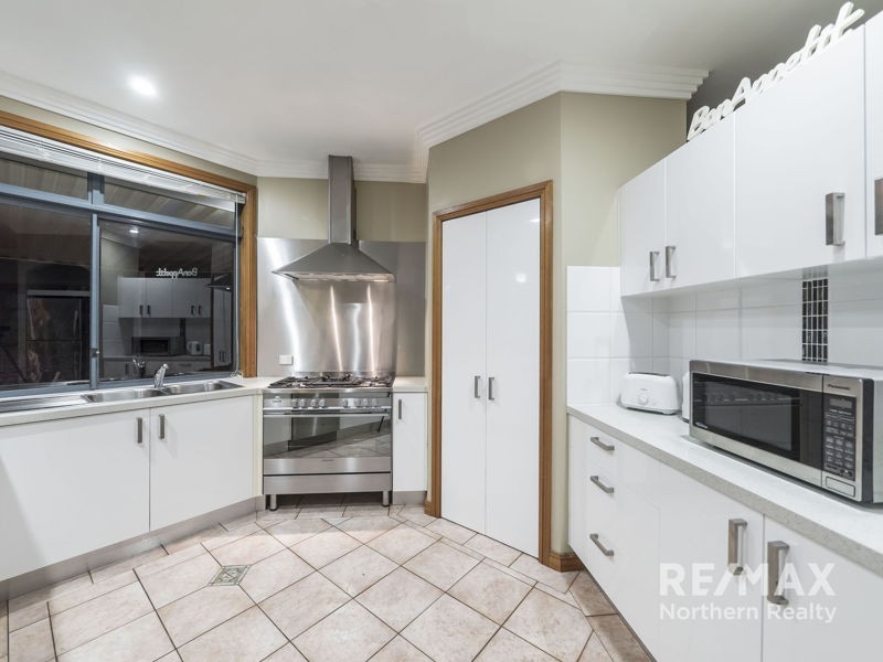 1 Meyumi Court, Albany Creek QLD 4035