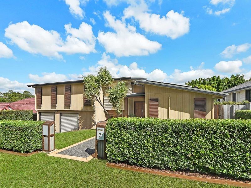 7 Diorama Court, Eatons Hill QLD 4037