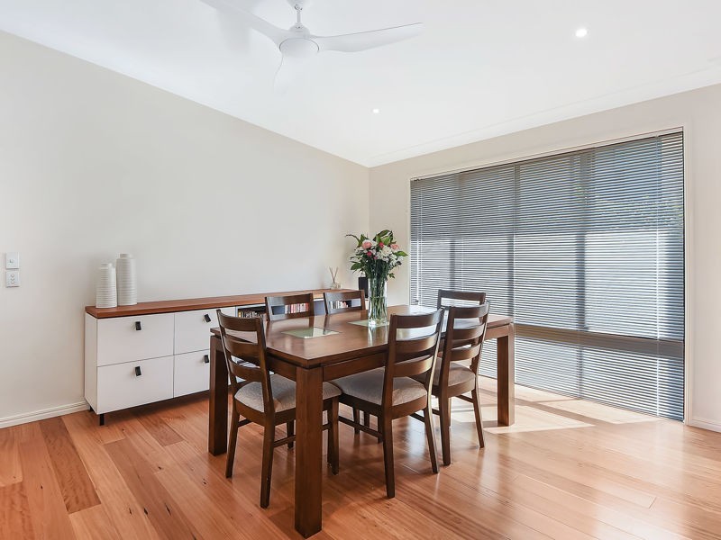 7 Diorama Court, Eatons Hill QLD 4037