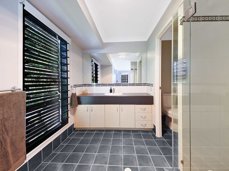 7 Diorama Court, Eatons Hill QLD 4037