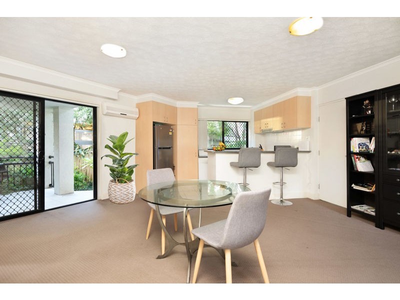 21/138 High Street, Southport QLD 4215