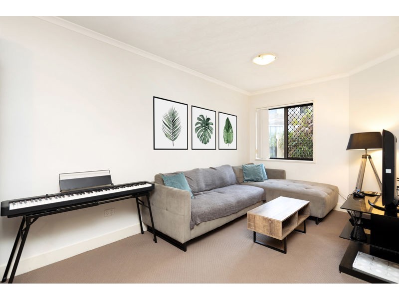 21/138 High Street, Southport QLD 4215