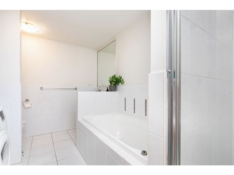 21/138 High Street, Southport QLD 4215