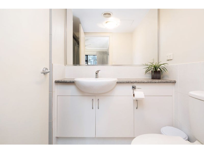 21/138 High Street, Southport QLD 4215