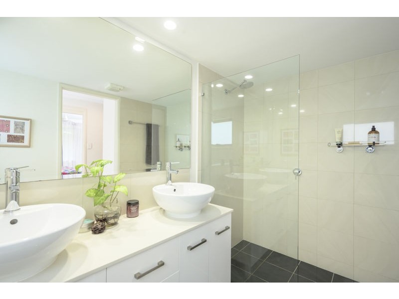 116 Olearia Street West, Everton Hills QLD 4053