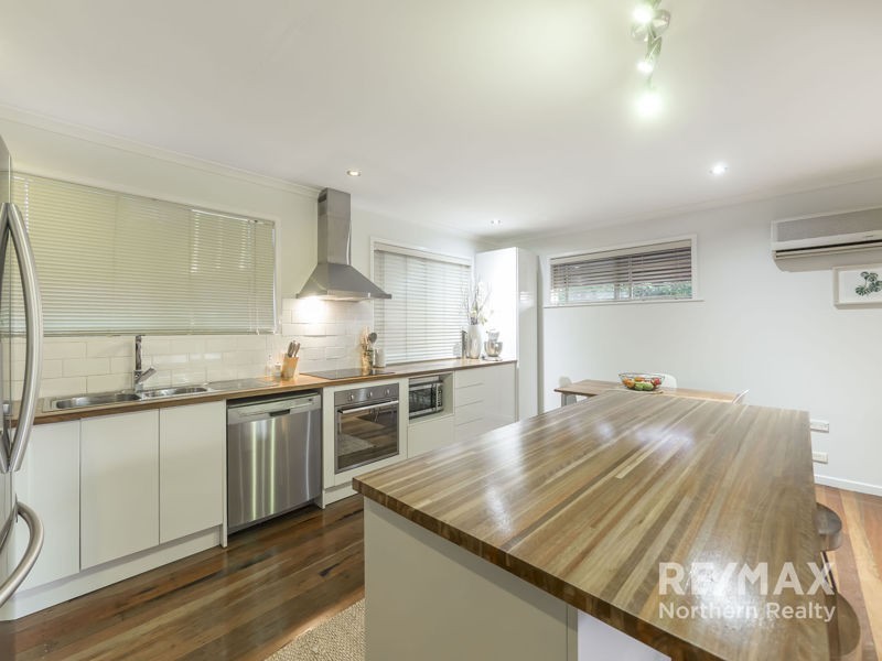 18 Bowen Avenue, Albany Creek QLD 4035