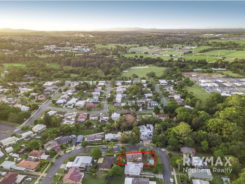 18 Bowen Avenue, Albany Creek QLD 4035