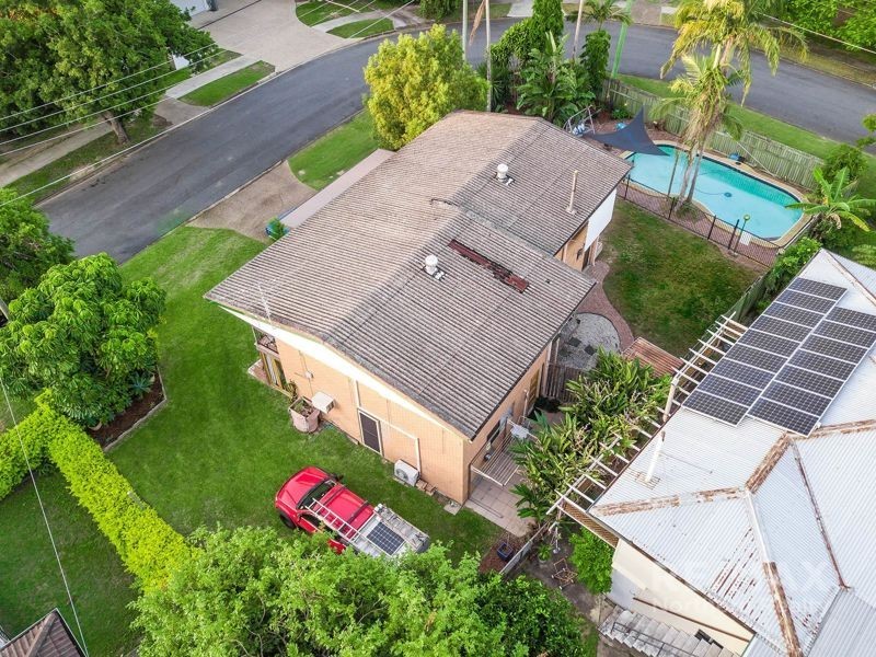 18 Bowen Avenue, Albany Creek QLD 4035