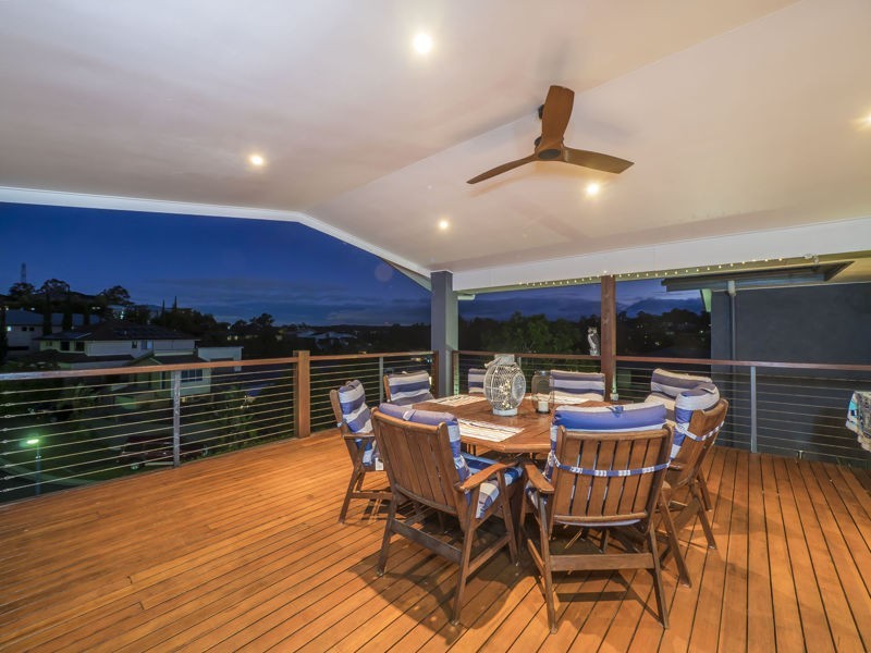 27 Brigadoon Crescent, Eatons Hill QLD 4037