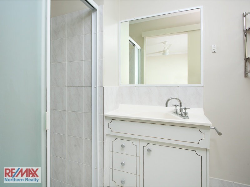 3 Elwood Court, Eatons Hill QLD 4037